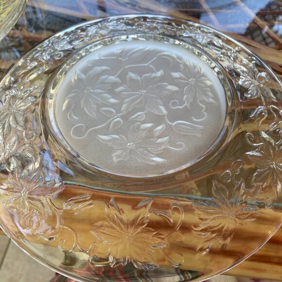 Princess House Pointsetta /Salad Dessert Plates FANTASIA CRYSTAL Set of 4 - Picture 4 of 6